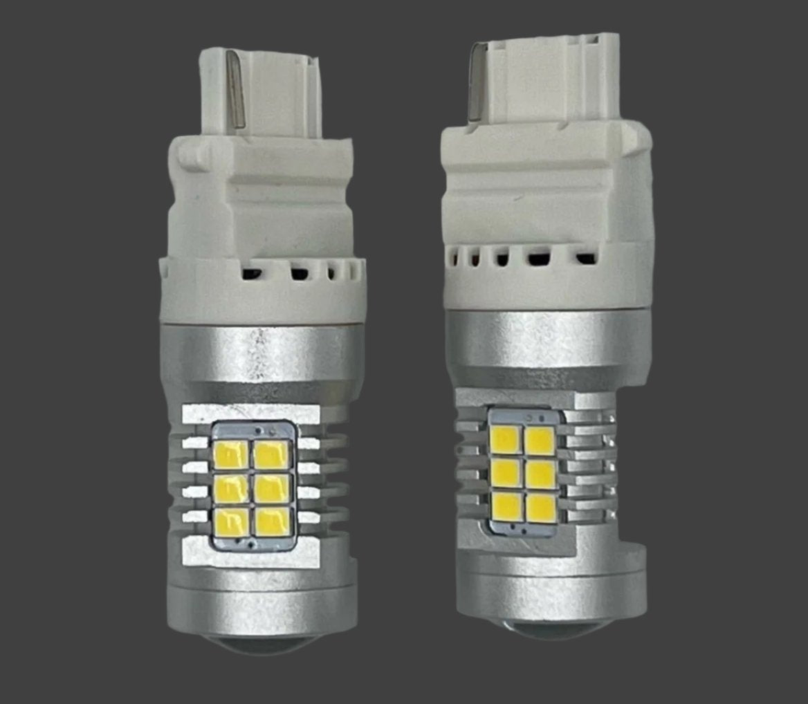 3156 LED - White (Close-Out)